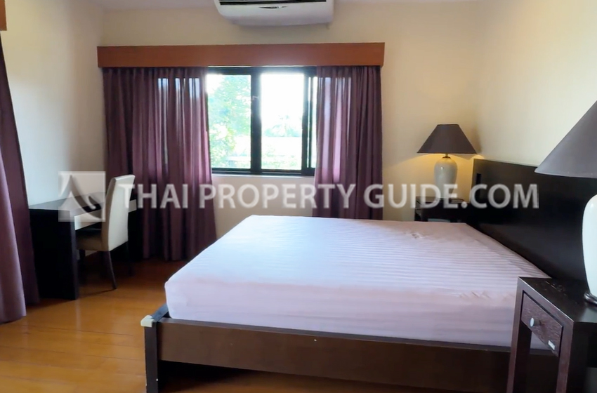 Apartment in Phaholyothin 